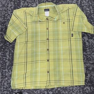 Patagonia green Plaid Button Down Shirt shirt sleeves